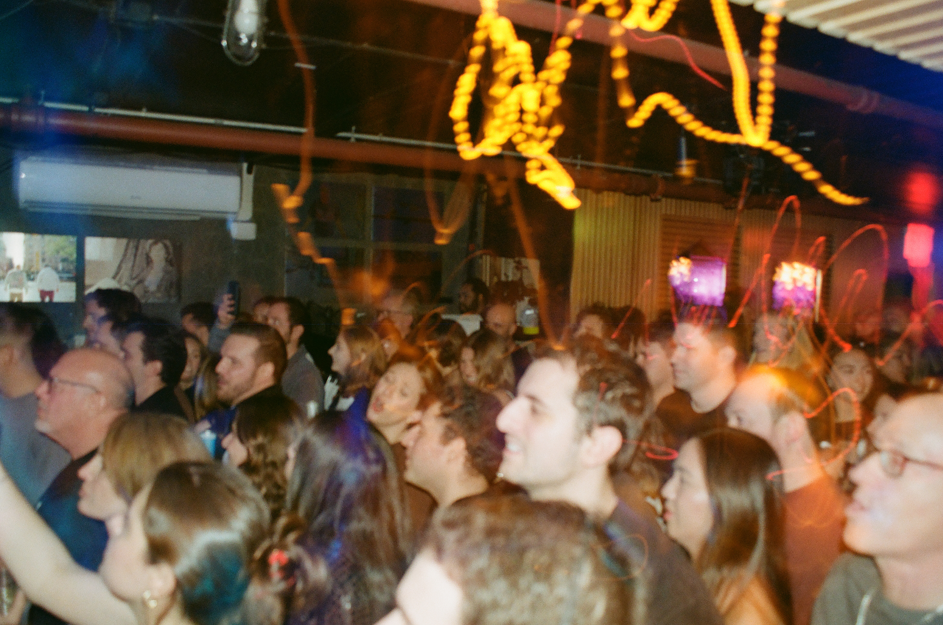 The Delancey live photo 3