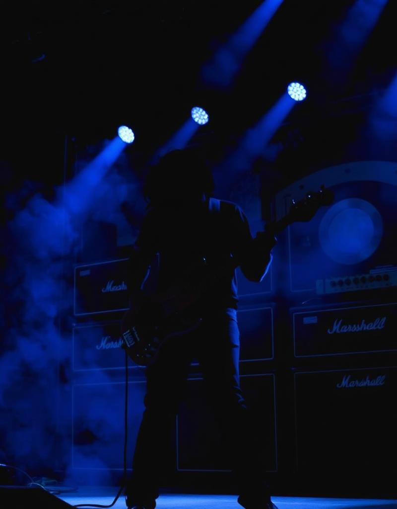 House Party live photo 2